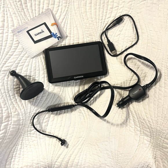 Garmin Nuvi 2797 LMT GPS Navigation 7” Blue Tooth Voice Mount Bundle - Picture 3 of 5